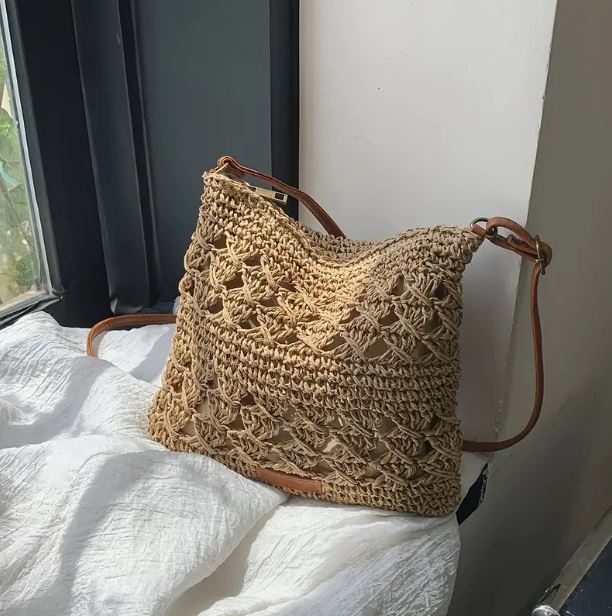 Chic Summer Straw Crossbody Lightweight Bag